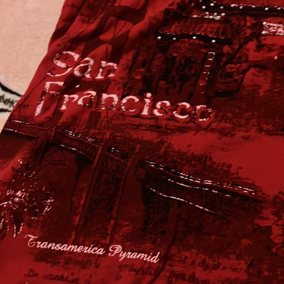 Red T-Shirt from Alia. - Picture 3 of 4